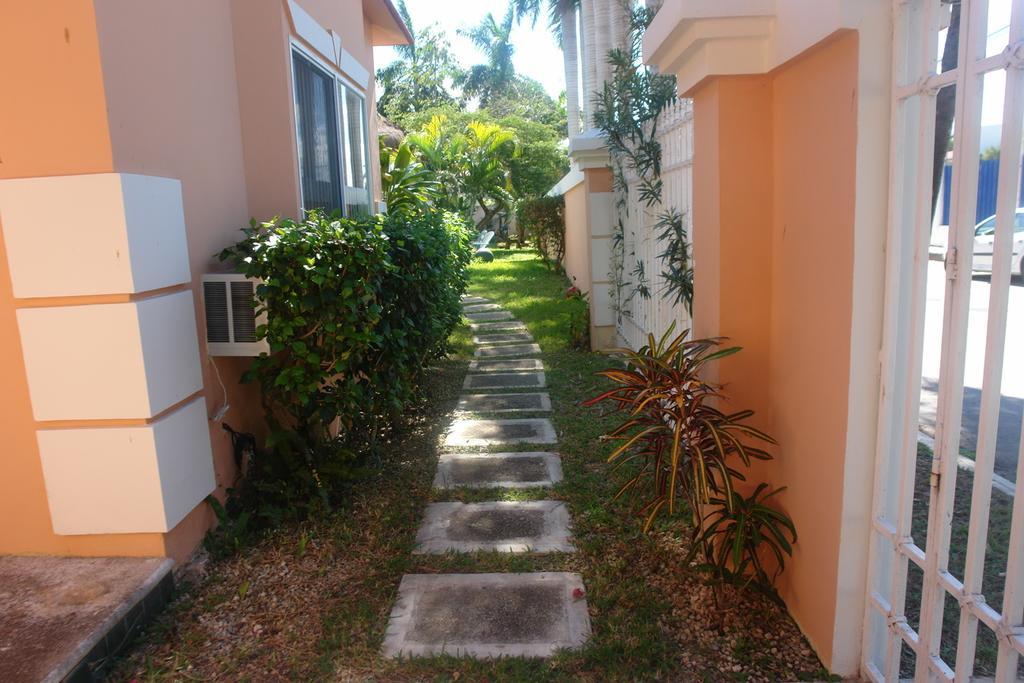 Residencia Los Encantos 칸쿤 외부 사진