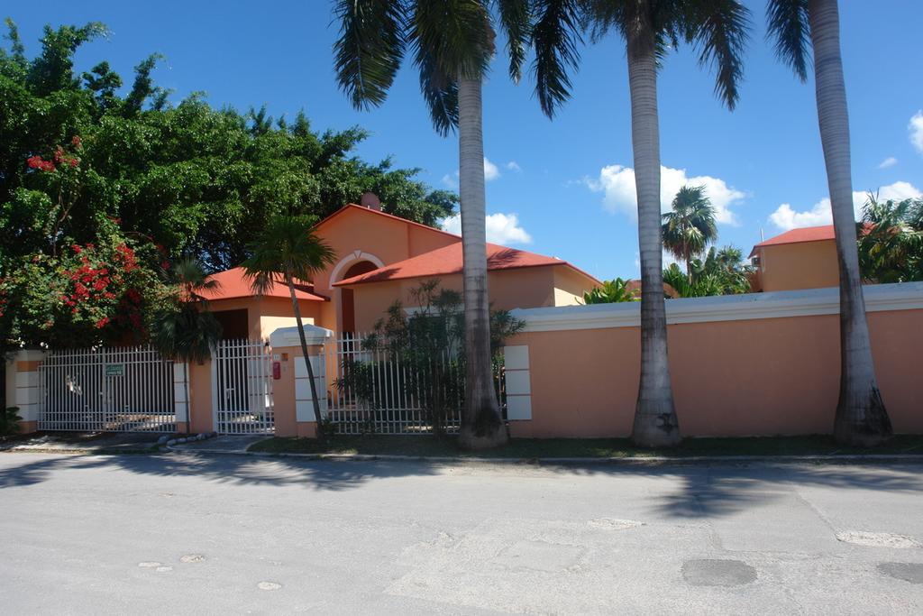 Residencia Los Encantos 칸쿤 외부 사진